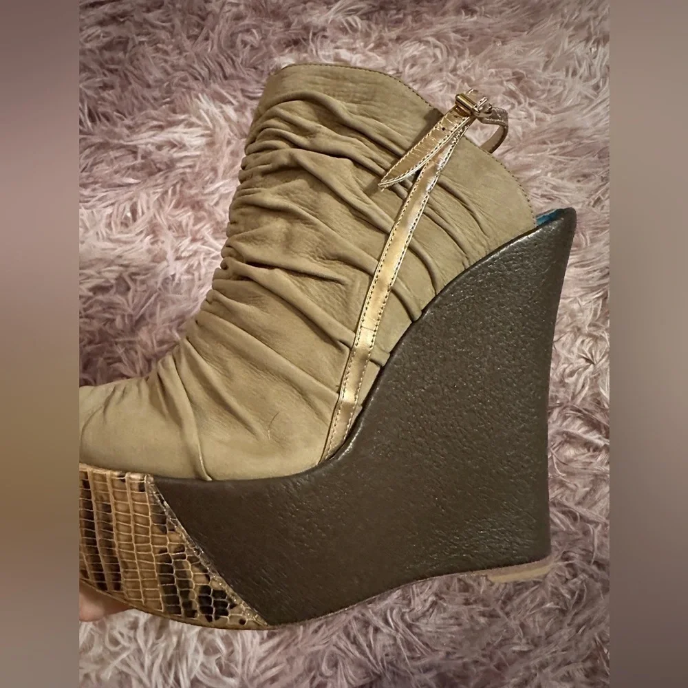 COPY - New Baldan Brown and Tan Leather Suede Peep Toe Sandal Wedges Size 38